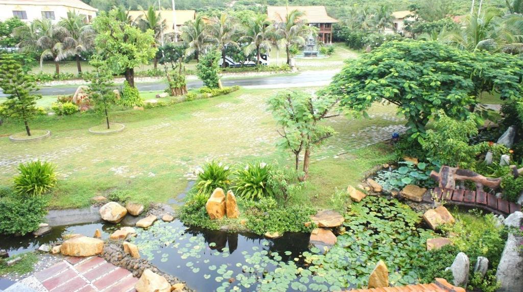 Peaceful Resort Phan Thiết Buitenkant foto