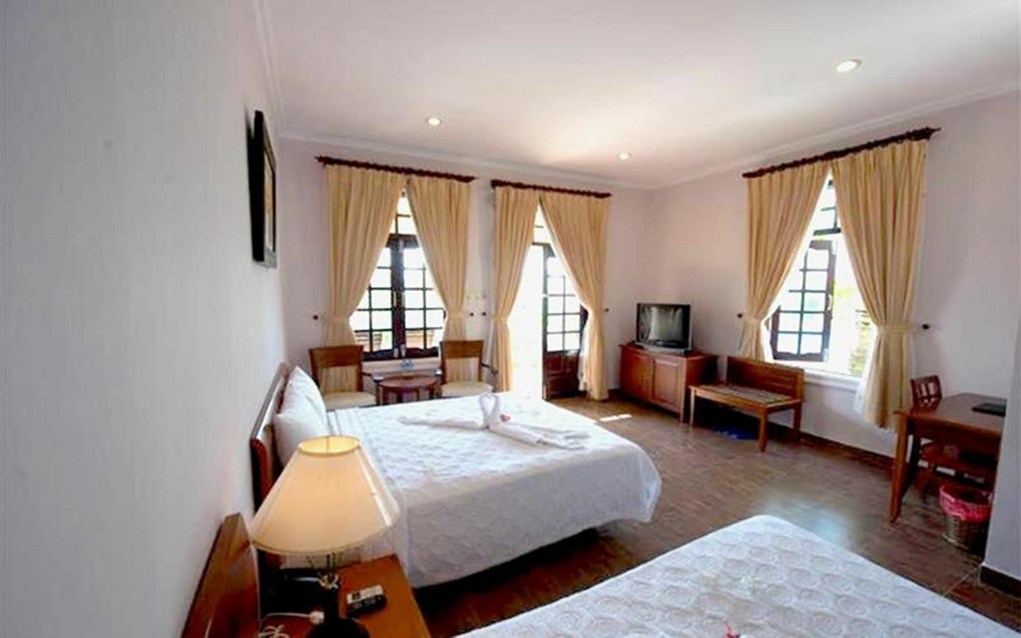 Peaceful Resort Phan Thiết Buitenkant foto