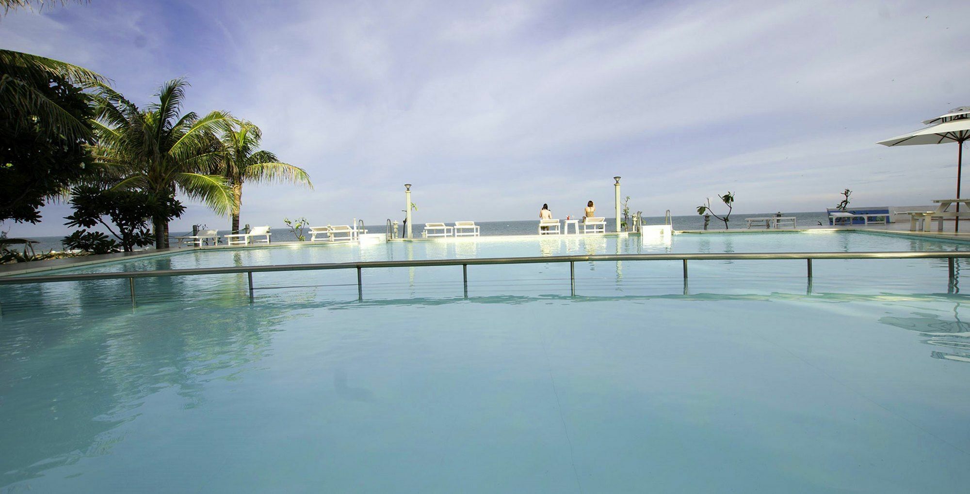 Peaceful Resort Phan Thiết Buitenkant foto